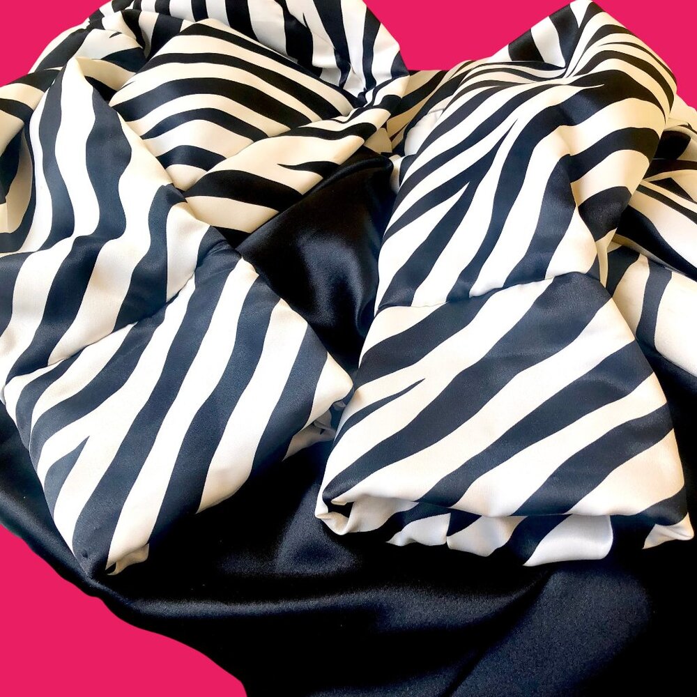 Natori Vintage 90's Jacket PUFFY Coat Lined Black & White Pockets Zebra Print - Picture 10 of 15